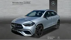 Gris / plateado Usado 2024 Mercedes GLA200 SUV | 42.990 € (Precio justo)
