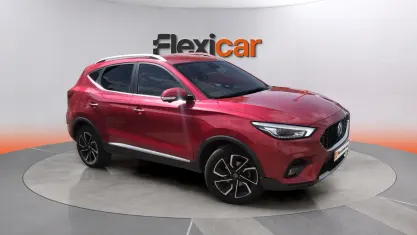Usado MG ZS Luxury 111 CV (81 kW) 2022 Rojo SUV