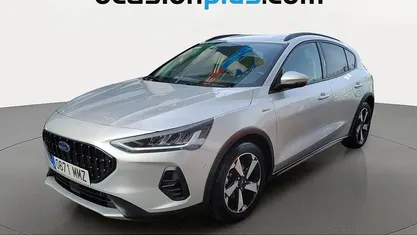 Usado Ford Focus Active 155 CV (114 kW) 2024 Gris plata Utilitario