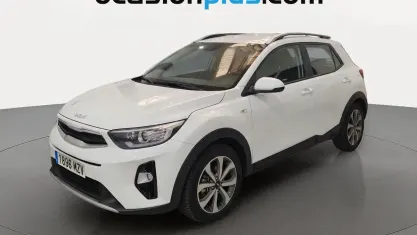 Usado Kia Stonic 101 CV (74 kW) 2025 Blanco SUV