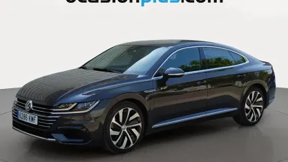 Usado VW Arteon R-line 150 CV (110 kW) 2018 Gris Utilitario
