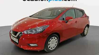 Usado Nissan Micra Acenta 92 CV (67 kW) 2022 Rojo Utilitario