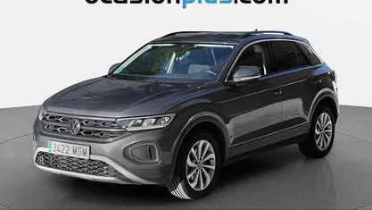 Usado VW T-Roc Life 150 CV (110 kW) 2023 Gris SUV