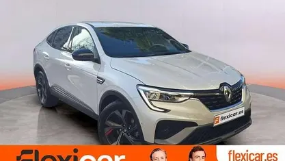Usado Renault Arkana RS Line 140 CV (102 kW) 2022 SUV