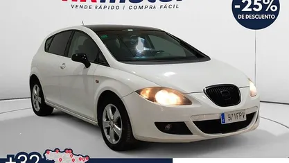 Usado Seat Leon Sport 103 CV (75 kW) 2007 Blanco Berlina
