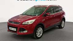 Rojo Usado 2015 Ford Kuga Titanium SUV | 14.590 € (Precio justo)