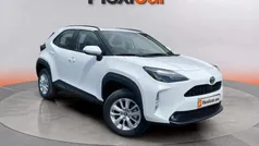 Usado 2024 Toyota Yaris Hybrid Active | 22.490 € (Buen precio)