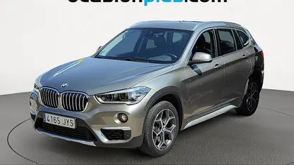 Usado BMW X1 231 CV (169 kW) 2017 Gris plata SUV