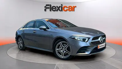Usado Mercedes A250 218 CV (160 kW) 2021 Gris Berlina
