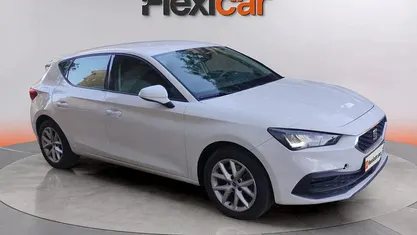 Usado Seat Leon Style 140 CV (102 kW) 2021 Familiar