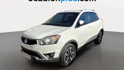 Usado SsangYong Korando Limited 175 CV (128 kW) 2014 Blanco SUV