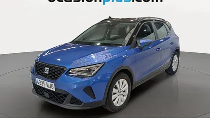 Usado Seat Arona Style 110 CV (80 kW) 2023 Azul SUV