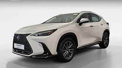 Usado Lexus NX350h Business Edition 242 CV (177 kW) 2023 Blanco SUV