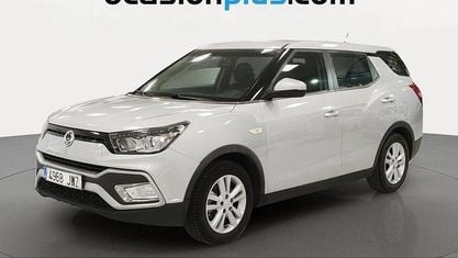 Usado SsangYong XLV 128 CV (94 kW) 2017 Gris plata SUV