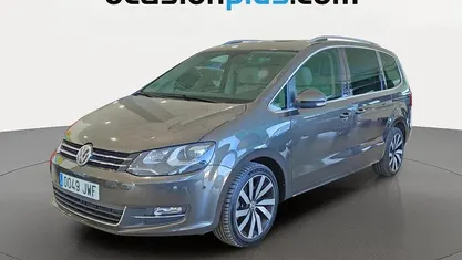 Usado VW Sharan Sportline 150 CV (110 kW) 2017 Marrón Monovolumen