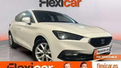 Usado Seat Leon Style 116 CV (85 kW) 2021 Blanco Utilitario