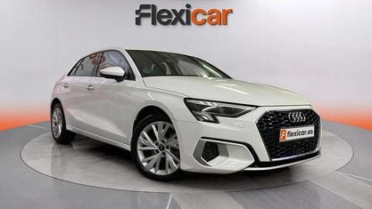 Usado Audi A3 Premium 110 HP (80 kW) 2022 Branco Sedan