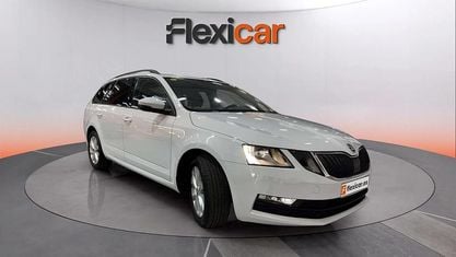 Occasion Skoda Octavia Ambition 116 ch (85 kW) 2018 Blanc Citadine