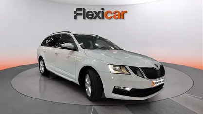 Usado Skoda Octavia Ambition 116 CV (85 kW) 2018 Blanco Utilitario