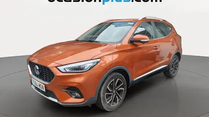 Usado MG ZS Luxury 111 CV (81 kW) 2023 Naranja SUV