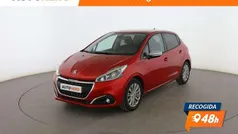 Usado 2019 Peugeot 208 Signature Sky Utilitario | 9199 € (Precio justo)