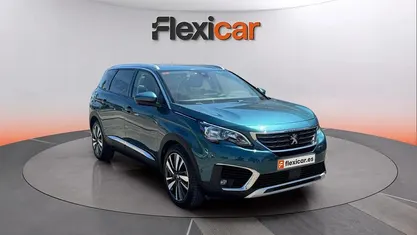 Usado Peugeot 5008 Active 131 HP (96 kW) 2019 SUV