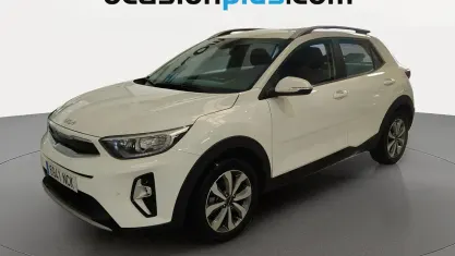Usado Kia Stonic 101 CV (74 kW) 2025 Blanco SUV