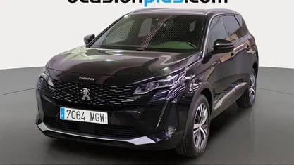 Negro Usado 2023 Peugeot 5008 Allure SUV | 18.182 € (Buen precio)