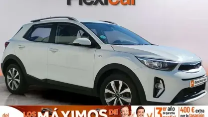 Usado Kia Stonic 84 HP (61 kW) 2022 SUV