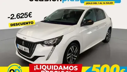 Usado Peugeot 208 Allure 102 CV (75 kW) 2023 Blanco Utilitario