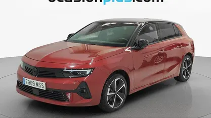 Usado Opel Astra 130 CV (95 kW) 2024 Rojo Utilitario