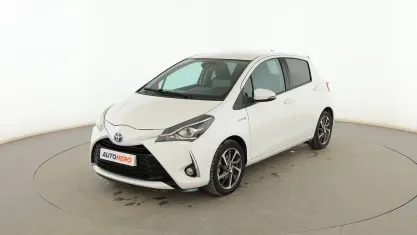 Usado Toyota Yaris Hybrid 101 CV (74 kW) 2019 Blanco Utilitario