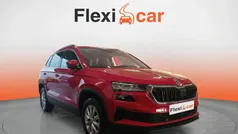 Rojo Usado 2023 Skoda Karoq Ambition SUV | 18.290 € (Super precio)