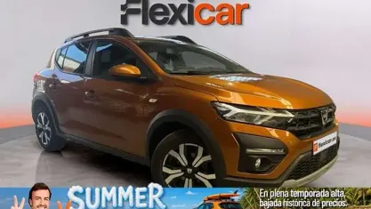 Usado Dacia Sandero Essentiel 101 CV (74 kW) 2021 Naranja Utilitario
