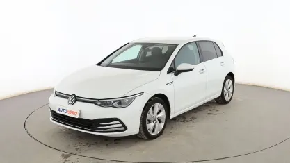Usado VW Golf VIII Style 150 HP (110 kW) 2021 Branco Citadino