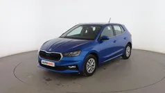 Azul Usado 2023 Skoda Fabia Ambition Utilitario | 15.799 € (Precio justo)