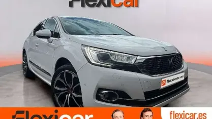 Occasion DS Automobiles DS4 Style 131 PK (96 kW) 2017 Wit Hatchback
