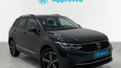 Gris Usado 2022 VW Tiguan Life SUV | 27.300 € (Precio justo)