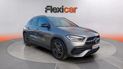 Usado Mercedes GLA200 163 CV (119 kW) 2020 Gris SUV