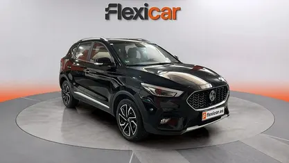 Usado MG ZS Luxury 111 CV (81 kW) 2024 Berlina