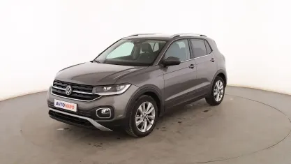 Usado VW T-Cross Sport 110 CV (80 kW) 2021 Gris SUV