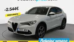 Usado 2022 Alfa Romeo Stelvio Sprint SUV | 27.990 € (Precio justo)