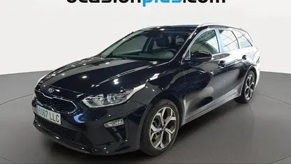 Usado Kia Ceed 120 CV (88 kW) 2020 Negro Utilitario