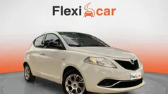 Blanco Usado 2017 Lancia Ypsilon Silver Utilitario | 6990 € (Buen precio)