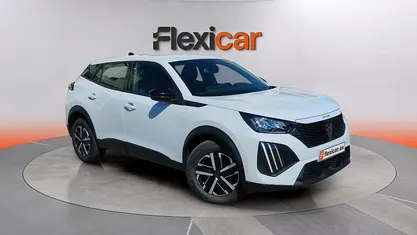 Begagnad Peugeot 2008 Active 102 HK (75 kW) 2023 Vit SUV