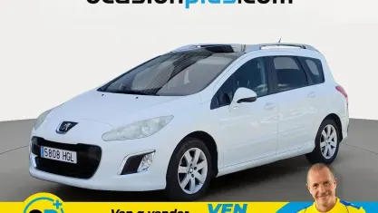 Usado Peugeot 308 Active 92 CV (67 kW) 2011 Blanco Familiar