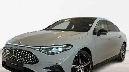 Nuevo Mercedes CLA 250+ 200 kW (272 CV) 2026 Gris Berlina