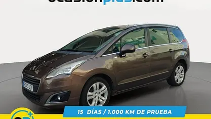 Usado 2015 Peugeot 5008 Style Monovolumen | 7350 € (Precio justo)