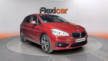 Używany BMW 218 150 KM (110 kW) 2016 Czerwony Kombi