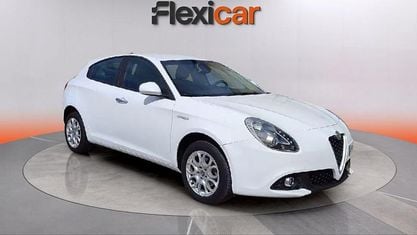 Brugt Alfa Romeo Giulietta Tech Edition 120 HK (88 kW) 2019 Hvid Hatchback